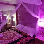 Bed and breakfast Confort 4*