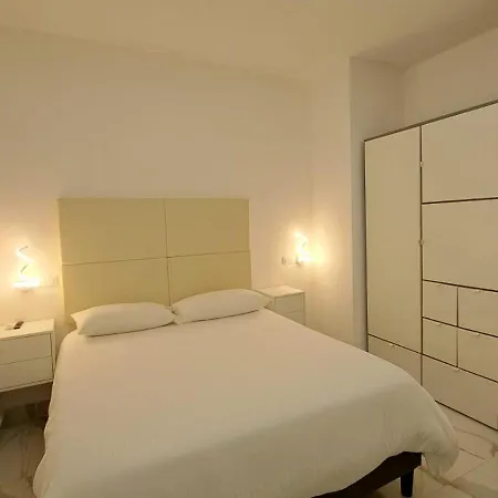 Confort Bed & Breakfast *