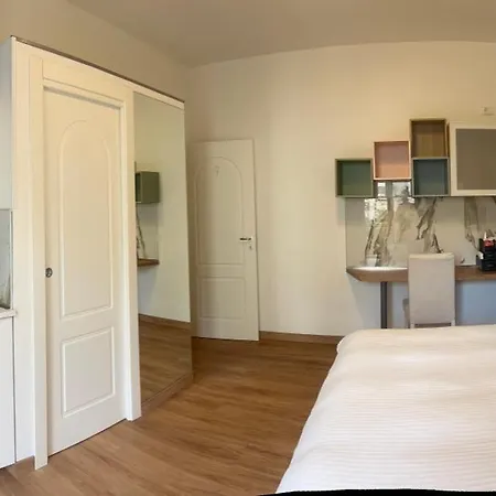 Confort Bed & Breakfast 4*