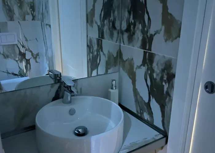 לינה וארוחת בוקר Confort